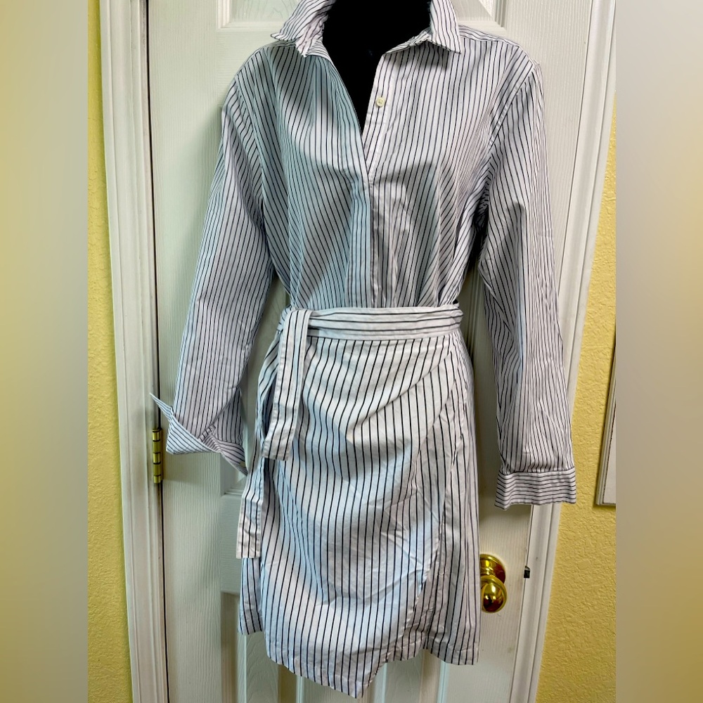 NWOT GAP white with black stripes long sleeves wrap shirt dress-M